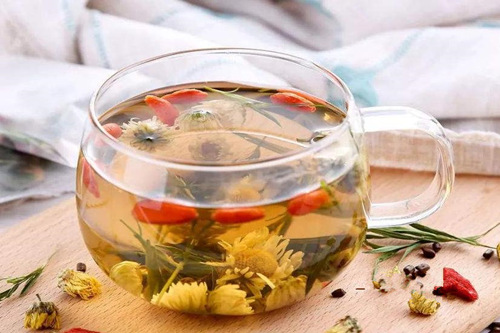 菊花枸杞茶的功效与作用 菊花枸杞茶的功效与作用